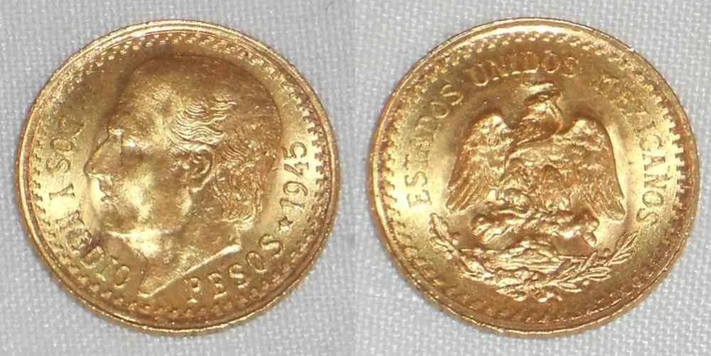 1945 Lustrous Mexico Gold Coin Two and Half Pesos Miguel Hidalgo Mexico Arms AU 