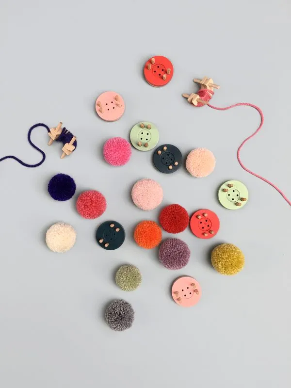 Button Pom Maker Extra Small